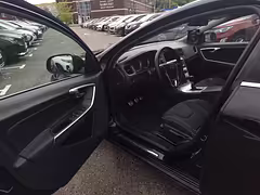 Volvo S60 II — Изображение 11