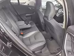 Volvo S60 II — Изображение 17