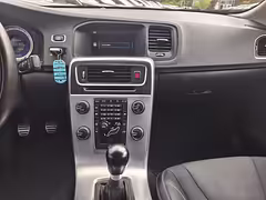 Volvo S60 II — Изображение 22