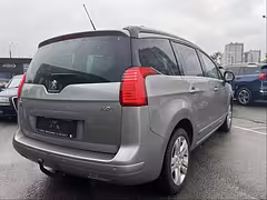 Peugeot 5008 I · Рестайлинг — Изображение 7