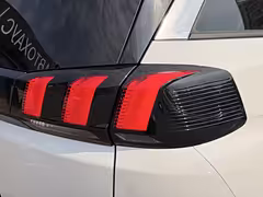 Peugeot 5008 II — Изображение 11