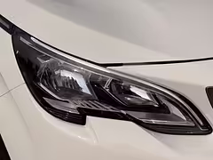 Peugeot 5008 II — Изображение 13