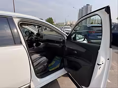 Peugeot 5008 II — Изображение 24