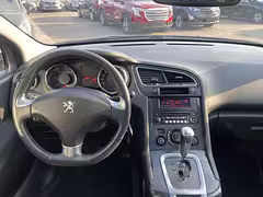 Peugeot 5008 I · Рестайлинг — Изображение 18
