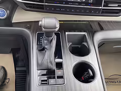 Toyota Sienna IV (XL40) — Изображение 25