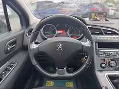Peugeot 5008 I · Рестайлинг — Изображение 25