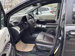 Toyota Sienna IV (XL40) — Изображение 12