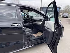 Toyota Sienna IV (XL40) — Изображение 17