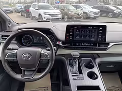 Toyota Sienna IV (XL40) — Изображение 20