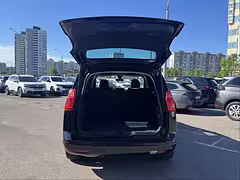 Peugeot 5008 I — Изображение 12