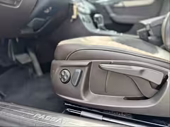 Volkswagen Passat B7 — Изображение 17