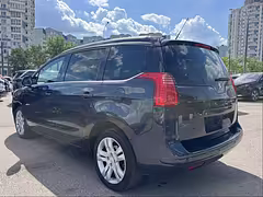 Peugeot 5008 I · Рестайлинг — Изображение 3