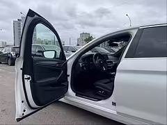 BMW 5 серия G30, G31 — Изображение 13