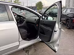 Peugeot 5008 I — Изображение 22