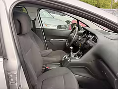 Peugeot 5008 I — Изображение 23