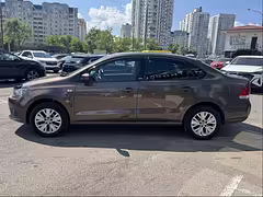 Volkswagen Polo Sedan I — Изображение 4