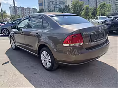 Volkswagen Polo Sedan I — Изображение 5
