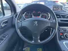 Peugeot 5008 I · Рестайлинг — Изображение 24