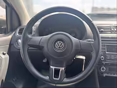 Volkswagen Polo Sedan I — Изображение 24