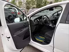 Peugeot 5008 I · Рестайлинг — Изображение 15