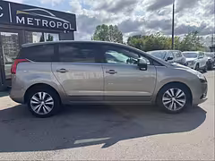 Peugeot 5008 I — Изображение 8