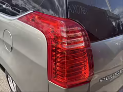 Peugeot 5008 I — Изображение 21