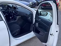 Peugeot 308 T9 · Рестайлинг — Изображение 17