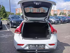 Volvo V40 II — Изображение 14