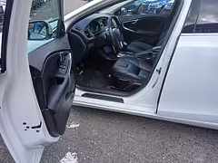 Volvo V40 II — Изображение 15