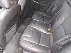 Volvo V40 II — Изображение 18