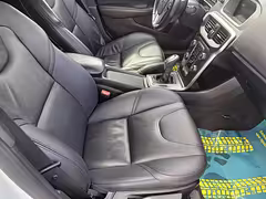 Volvo V40 II — Изображение 20