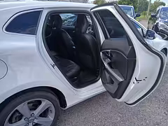 Volvo V40 II — Изображение 21