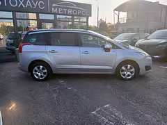 Peugeot 5008 I · Рестайлинг — Изображение 5