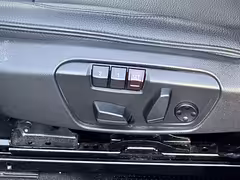 BMW X1 F48 · Рестайлинг — Изображение 22