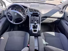 Peugeot 5008 I · Рестайлинг — Изображение 25