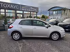 Toyota Auris I (E150) · Рестайлинг — Изображение 6