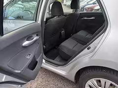 Toyota Auris I (E150) · Рестайлинг — Изображение 17
