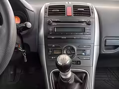 Toyota Auris I (E150) · Рестайлинг — Изображение 24