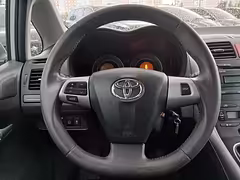 Toyota Auris I (E150) · Рестайлинг — Изображение 26