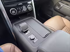 Land Rover Discovery V · Рестайлинг — Изображение 17