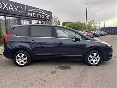 Peugeot 5008 I · Рестайлинг — Изображение 8