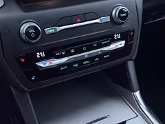 Ford Explorer VI — Изображение 26