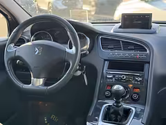 Peugeot 5008 — Изображение 24