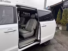 Kia Carnival III — Изображение 11