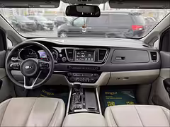 Kia Carnival III — Изображение 22